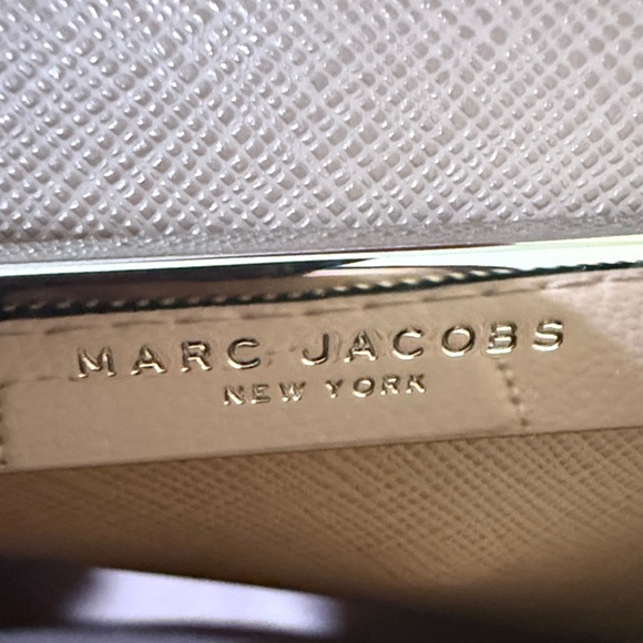 Marc Jacobs pearl Pink Crossbody Bag | Marc Jacobs Handbag | Designer bags - Picture 16 of 16